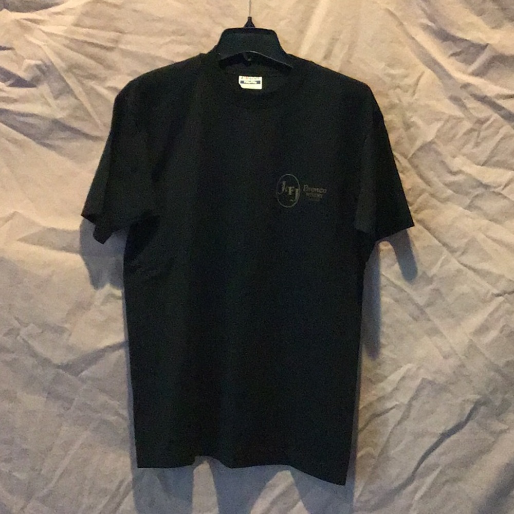 Black t shirt